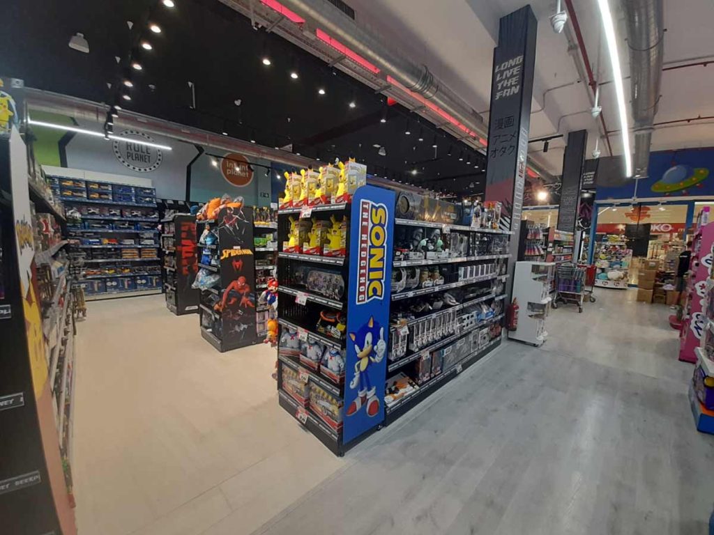 Errores al elegir estanterías para un comercio: cómo evitarlos para aprovechar mejor el espacio